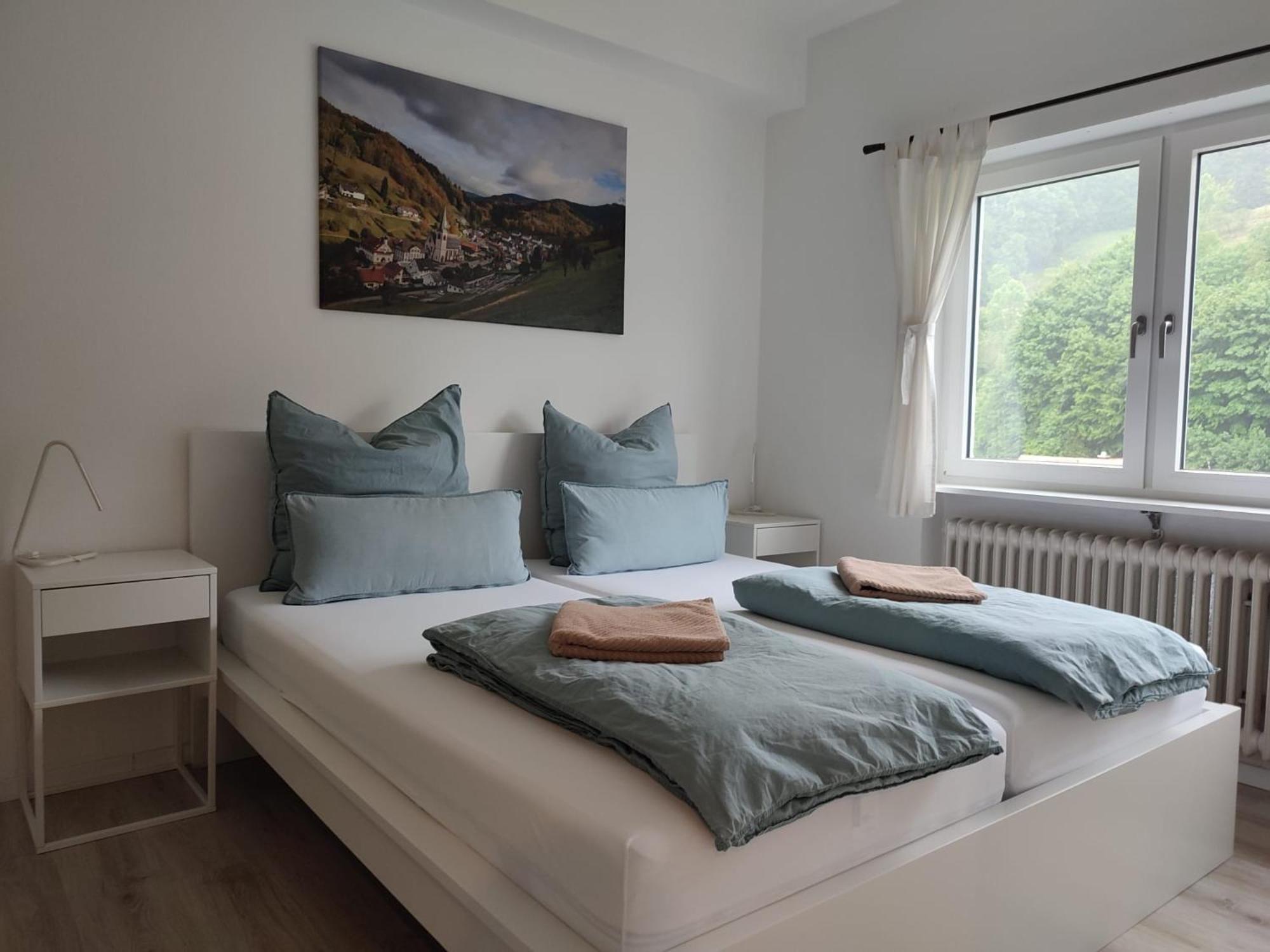 Bed and Breakfast Steepleview House Бад-Петерсталь-Грисбах Экстерьер фото